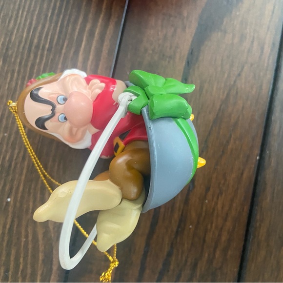 Disney Snowwhite 3 dwarfs Ornaments - Picture 2 of 7